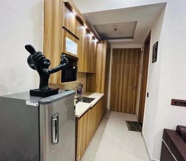 Greater Noida House | Sunset hollow