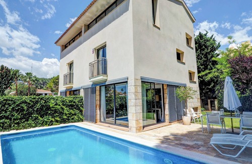 Vallpineda Villa | Sunset House by Hello Homes Sitges