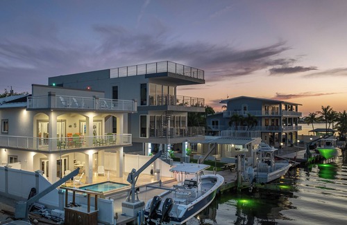 Sexton Cove Estates House | Sunset House on the Bay