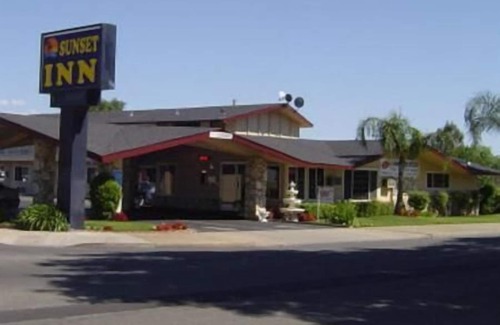 Oroville Hotel | Sunset Inn Lake Oroville