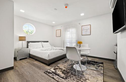 South Miami Hotel | Sunset Inn-South Miami