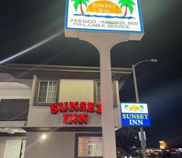 Gardena Hotel | Sunset Inn & Suites
