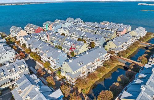 Sunset Island House | Sunset Island - 6 Canal Side Mews West