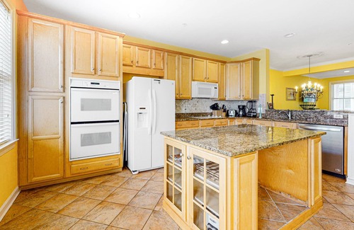 Sunset Island House | Sunset Island Townhouse w/Private W/D, WiFi, Shared Pool, AC - Relax and Unwind