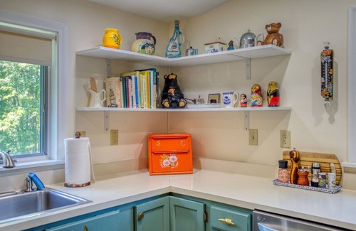 Boothbay Harbor Cabin | Sunset Lodge by Rocky Coast Rentals
