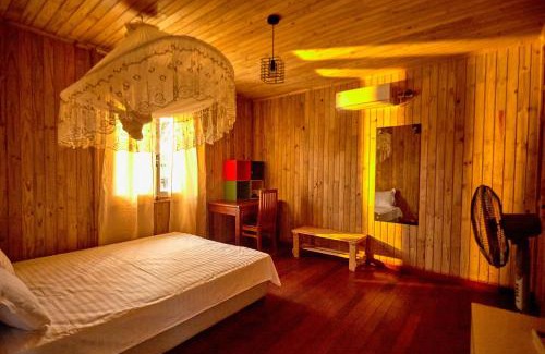 Madagascar Hotel | Sunset Madiorano