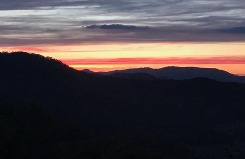 Wears Valley House | Sunset Magic Cabin
