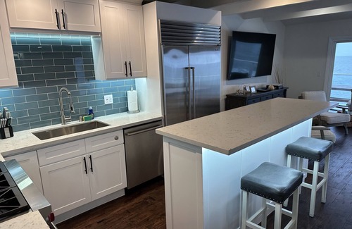 Los Angeles County Condo | Sunset Malibu Road Premium Ocean Front Penthouse
