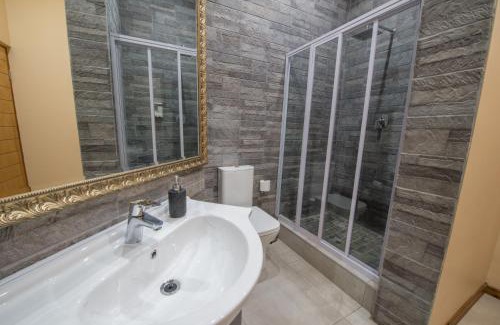 Potchefstroom House | Sunset Manor Guest House