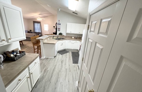 Westside House | Sunset near the lake up to 12 guests,4bds,2baths