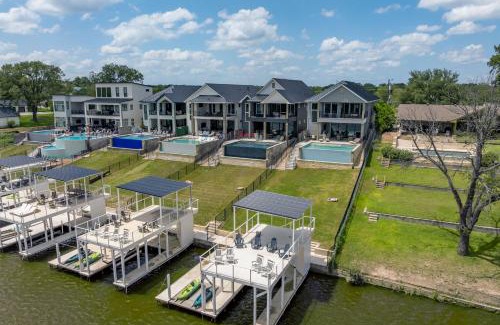 Kingsland House | Sunset Oaks I with Concierge Services