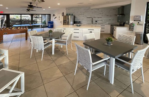 Key Largo House | Sunset Oasis at Moon Bay-perfect townhouse location, bay view