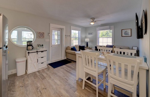 Bid-a-wee Beach Cottage | SUNSET ON MILLCOLE-Newly renovated 2br/2ba Duplex one block to beach