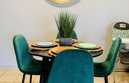 Fleming Island Apartment | Sunset 🧡 Palms Villa (Military +Pet Friendly)
