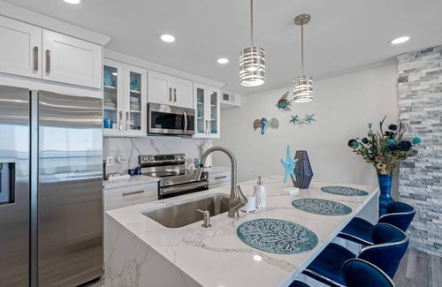 Rocky Point Condo | Sunset Paradise - Find yourself in Tampa
