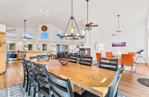 Flagstaff House | 🌅 Sunset Ranch 🌅 Views Views Views with Private Pickelball Court