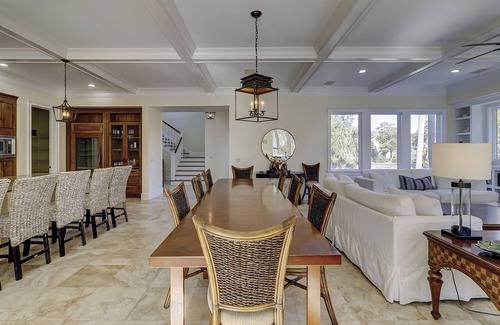 North Forest Beach House | Sunset Rentals | Capri 2