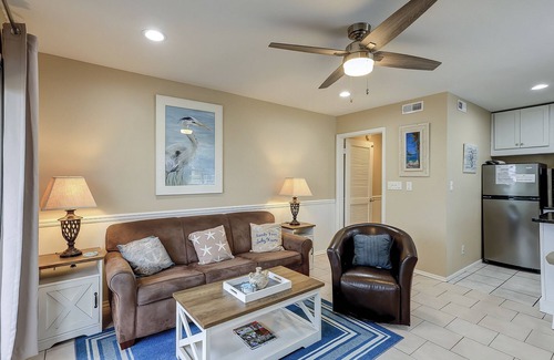 North Forest Beach Villa | Sunset Rentals | Breakers 117