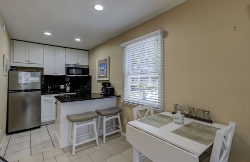 North Forest Beach Villa | Sunset Rentals | Breakers 117
