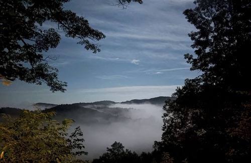Lake Toxaway Cabin | Sunset Ridge – incredible Mountain Views, Hot Tub, Fire Pit & Pool Table”