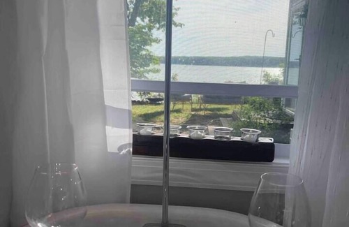 Elkton House | Sunset River Cottage -The perfect waterfront getaway!