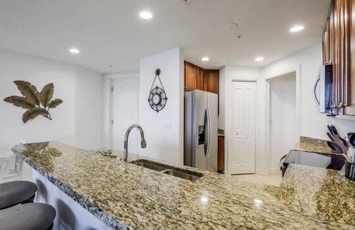 Cape Harbour Condo | Sunset Royale | 2/2 Luxury Condo Marina View