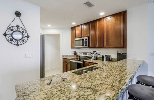 Cape Harbour Condo | Sunset Royale | 2/2 Luxury Condo Marina View