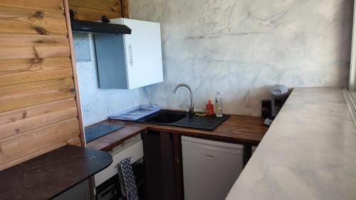 Case-Pilote House | Sunset Sapphire