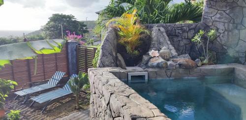 Case-Pilote House | Sunset Sapphire