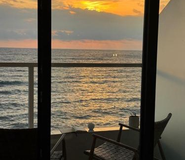 Kobuleti Apartment | Sunset sea view at Bamboo Beach