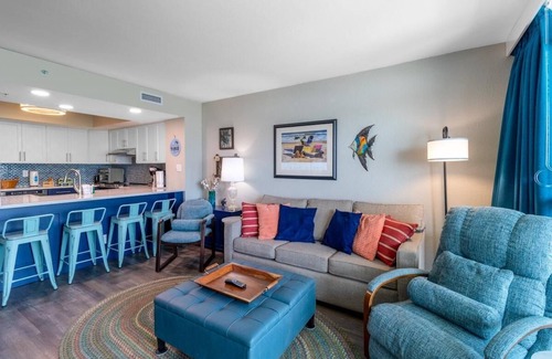 Downtown Myrtle Beach Condo | Sunset Shores 2BR OF with Balcony