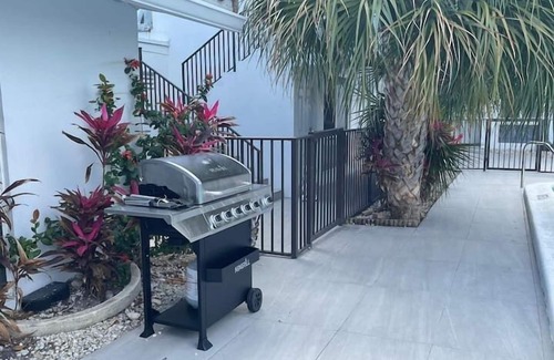 Pompano Beach House | SUNSET SHORES 3, Walk to the Beach