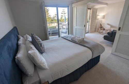 Scarborough Apartment | Sunset Shores Scarborough