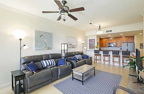 Cape Harbour Condo | Sunset Siesta |Cape Harbour Amazing Sunset View - 2/2 Luxury Condo