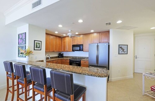 Cape Harbour Condo | Sunset Siesta |Cape Harbour Amazing Sunset View - 2/2 Luxury Condo