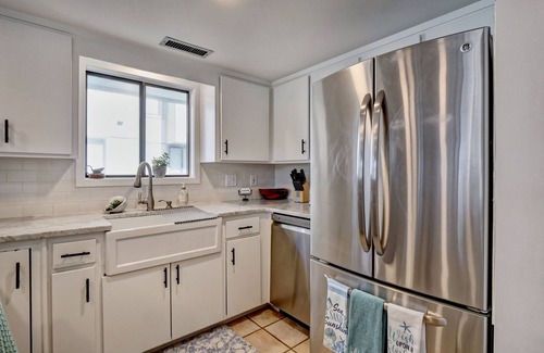 South End Condo | Sunset Spot - Sound Views!