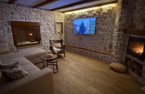 Trn Villa | Sunset Stone Villa