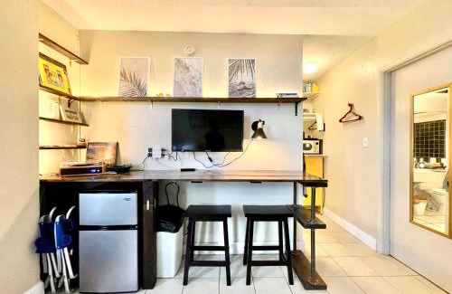 Bostwick Park Apartment | Sunset Studio Daytona Beachfront