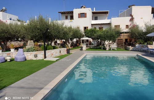 Naousa Apartment | Sunset Studios and Apartments for Adults only