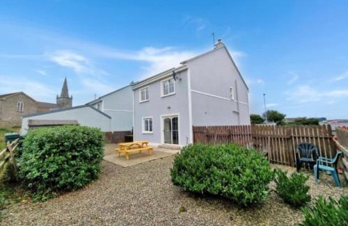 Miltown Malbay House | Sunset view holiday home