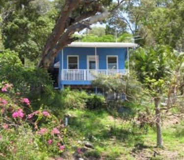 Seventeen Seventy House | Sunset Villa - Charming, Pet-Friendly Studio-Style Retreat with Fantastic View in Historic 1770