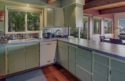 Yachats House | Sunset Vista - Ocean View