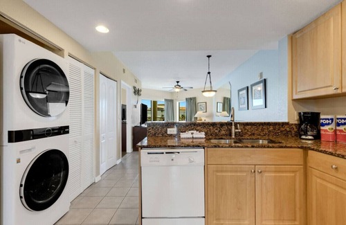Treasure Island Condo | Sunset Vistas 610N: Top Floor Gulf Front Beauty