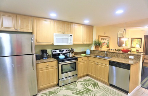 Treasure Island Condo | Sunset Vistas Beach Front St. Pete Beach Treasure Island Clearwater Parking WIFI