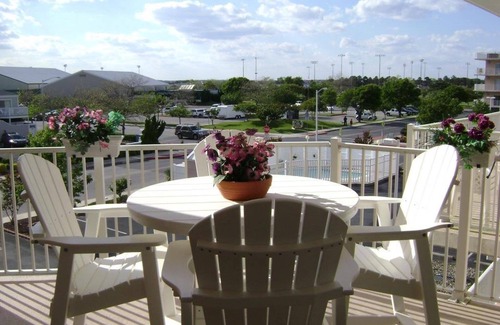 North Ocean City Condo | Sunsets over the park , spacious layout, very clean & well maintained beach home
