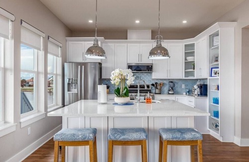 Rockport House | Sunsets | Private Pool & Hot Tub | Outdoor Kitchen | Boat Lift | Views