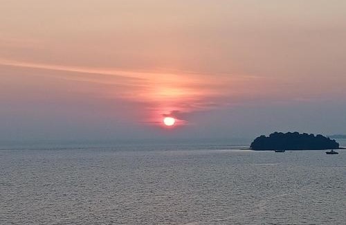 Taman Haji Zainal Apartment | Sunshine Bay Resort