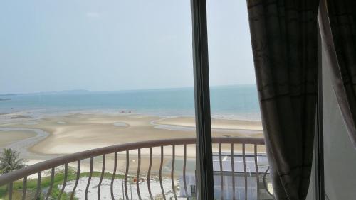 Taman Haji Zainal Apartment | Sunshine Bay Resort
