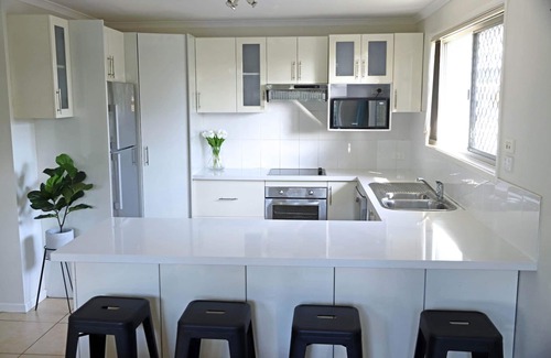 Warana House | Sunshine Coast Beach House - 2 minute walk to beach