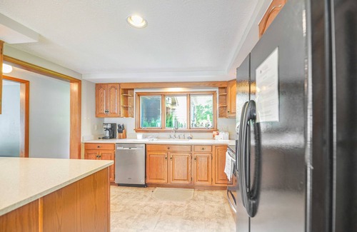 Honeoye House | Sunshine Daydream - "300 Feet of Natural Honeoye Lake Shoreline!"